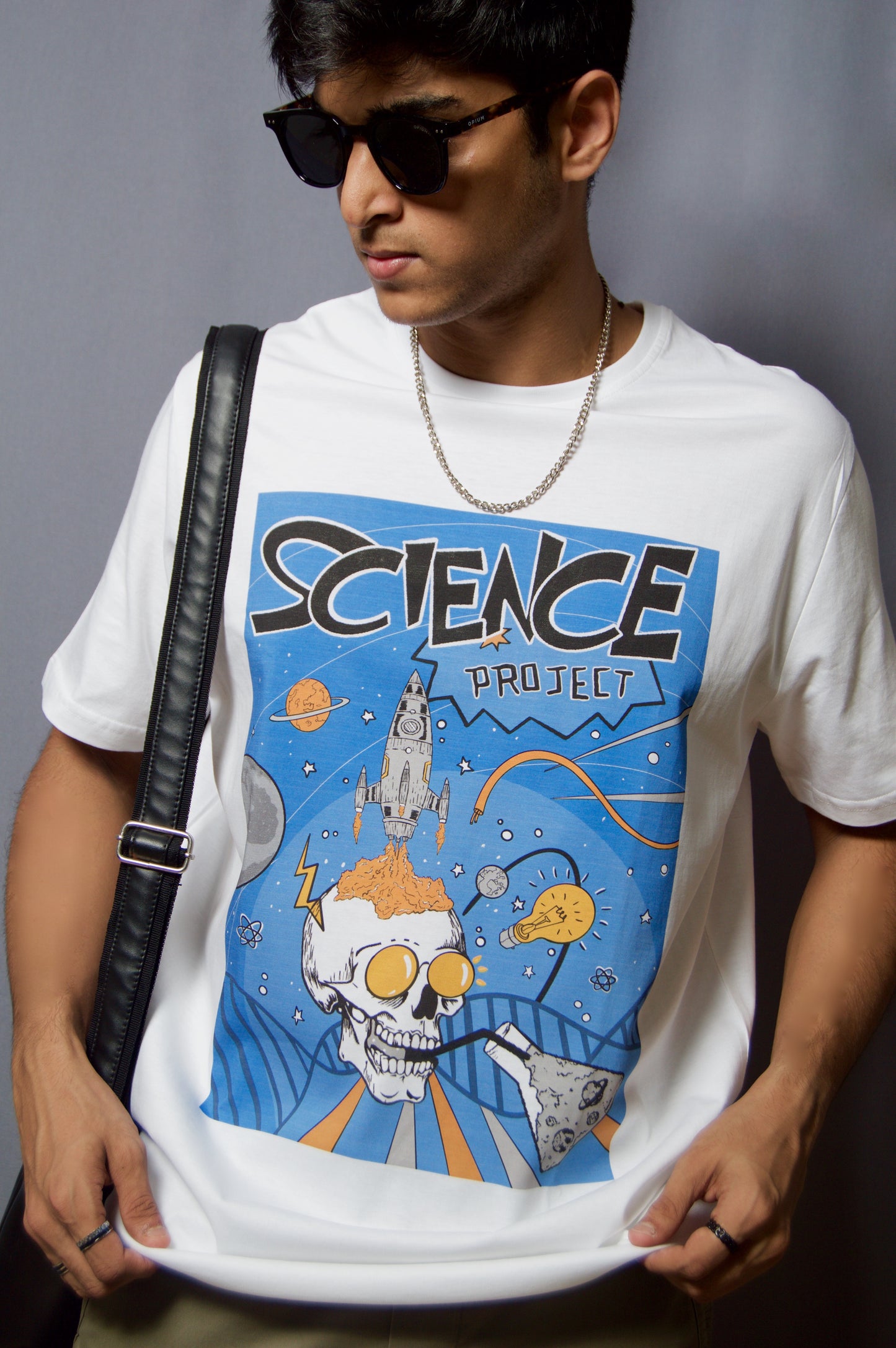 SCIENCE PROJECT GRAPHIC MEN'S WHITE T-shirt (UNISEX)