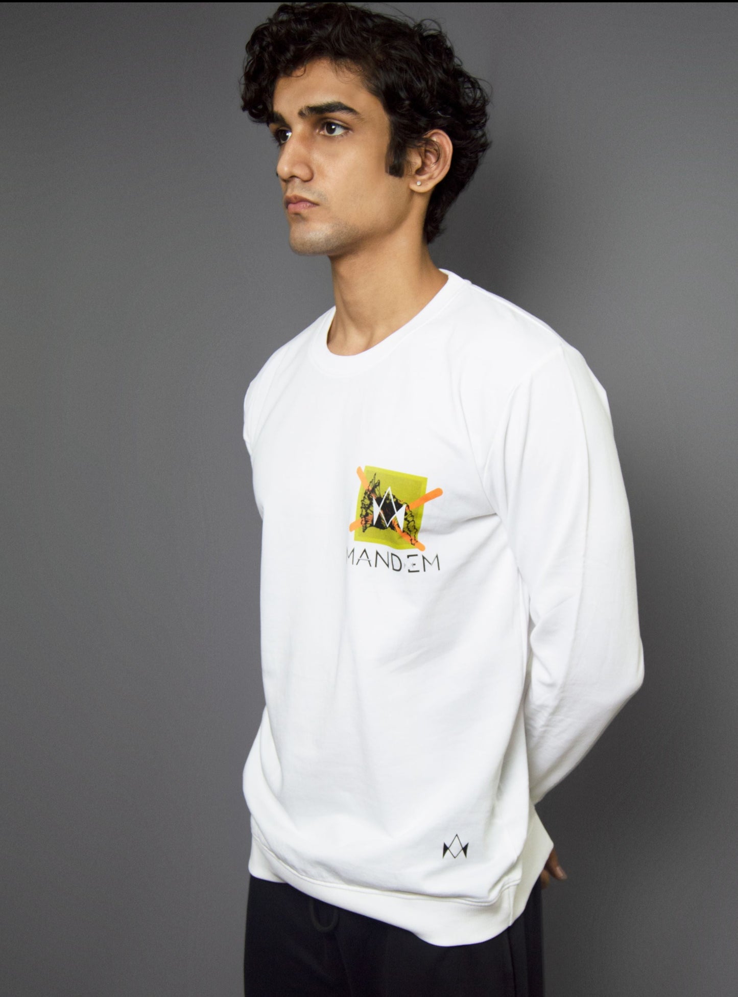 MANIFEST WHITE Sweatshirt (UNISEX)